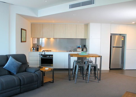 Apartment On King Street - Holiday Sunshine Coast 0