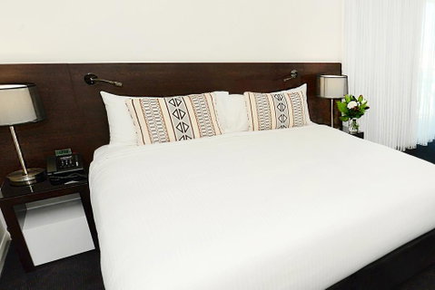 Apartments @ 79 Goondoon - Sunshine Coast Tourism 0