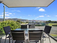 APOLLO BLUE 4 - modern waterfront apartment