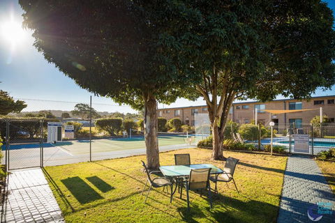 Apollo Unit 11 - Sunshine Coast Tourism 3