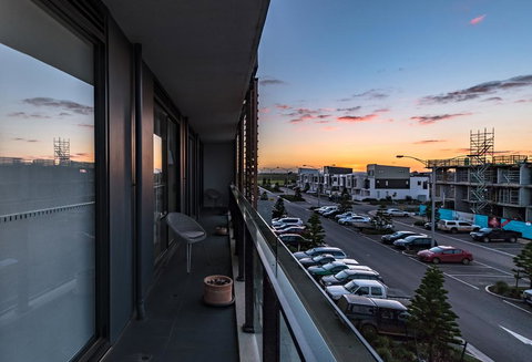 Apt 221 Marinaquays - Sunshine Coast Tourism 1