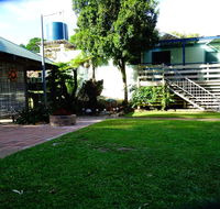 Apurla Island Retreat - Sunshine Coast Tourism