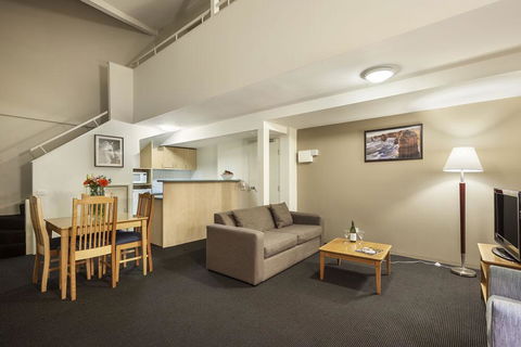 APX Parramatta - Holiday Sunshine Coast 1