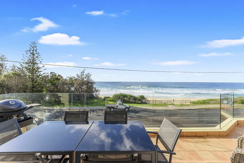Aqua Shores Award Winning Apartment - Sunshine Coast Tourism 0