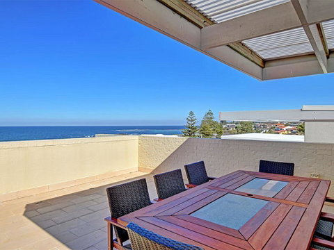Aqua Viva 2 - Sunshine Coast Tourism 0