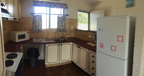 Aquarius Holiday Apartments - Sunshine Coast Tourism 1