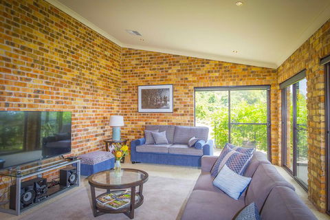 Aquila - Sunshine Coast Tourism 3