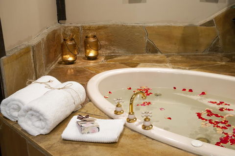 Aquila Nova Resort - Holiday Sunshine Coast 3