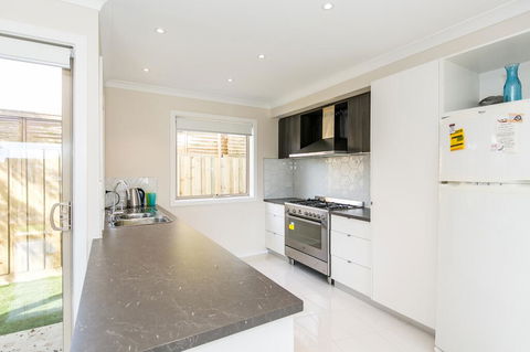 Aquilla Townhouse 6 - Holiday Sunshine Coast 1