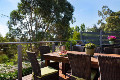 Arabella Meadows - Sunshine Coast Tourism 2