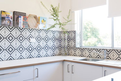 Arabella On West - Holiday Sunshine Coast 3