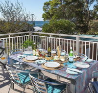 Araluen on Holden - great deck with ocean views - Holiday Sunshine Coast