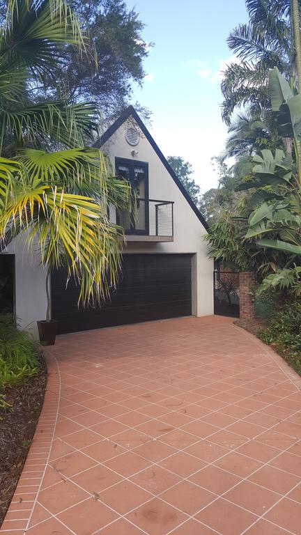 Arbor-Grove The Loft - Holiday Sunshine Coast 1
