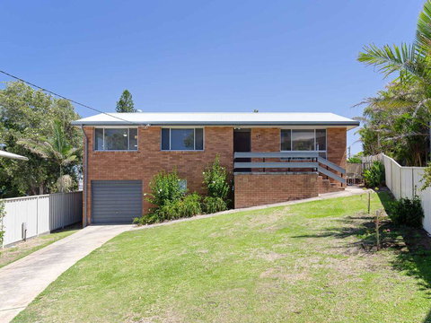 Argyle Cottage' 41 Argyle Avenue - Great Family Home For Holidays - Sunshine Coast Tourism 0