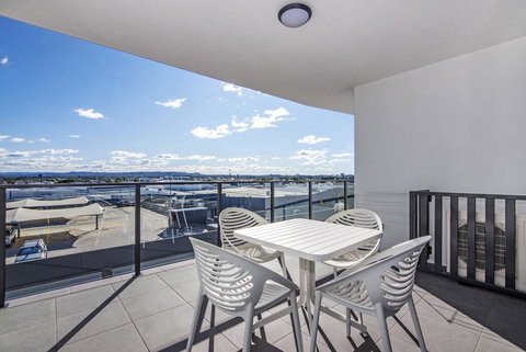 Arise Hedge - Sunshine Coast Tourism 1