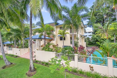 Arlington Apartments - Holiday Sunshine Coast 0
