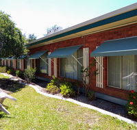Armidale Rose Villa Motel - Holiday Sunshine Coast