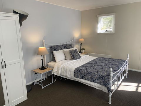 Aroha Studio - Sunshine Coast Tourism 1