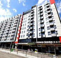 Arrow on Swanston - Holiday Sunshine Coast