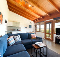 Art at Linden Gate - Holiday Sunshine Coast