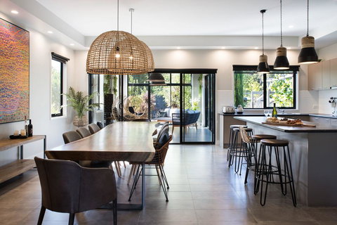 Arya - Sunshine Coast Tourism 0