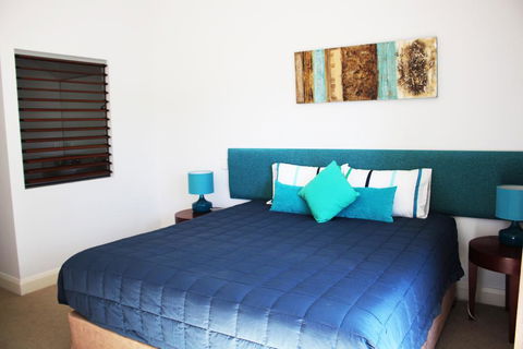 Asanti Agnes Water Surfing Beach - Holiday Sunshine Coast 2