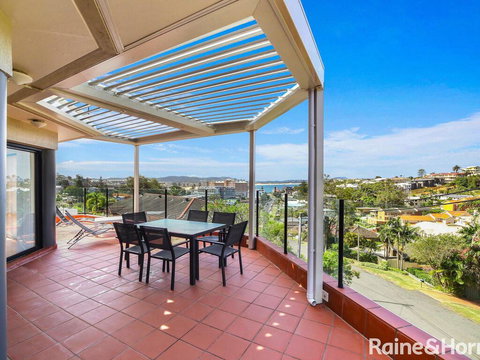 Ash Sienna - 2/49 Ash Street, Terrigal - Sunshine Coast Tourism 1