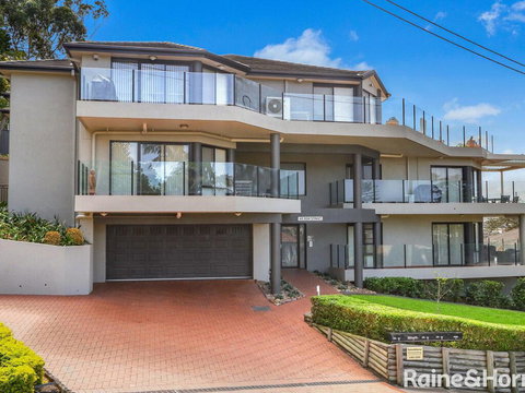 Ash Sienna - 2/49 Ash Street, Terrigal - Sunshine Coast Tourism 0