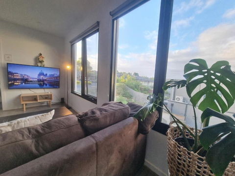 Luxurious Stay At Doncaster East - Sunshine Coast Tourism 0