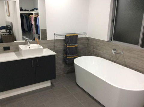 Luxury & Gives You It All - Holiday Sunshine Coast 1