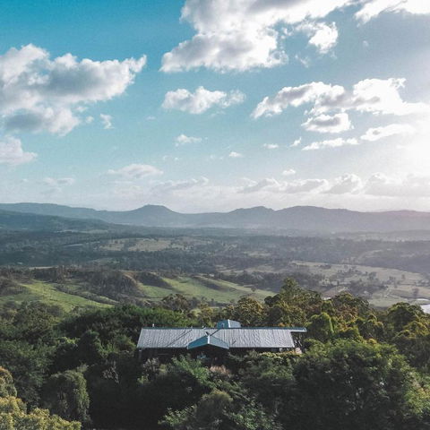 Luxurious Hinterland Guest House With HEATED POOL Sleeps 10 Brisbane Scenic Rim Gold Coast - Sunshine Coast Tourism 2