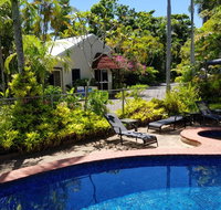 Mango Tree Holiday Apartments - Holiday Sunshine Coast