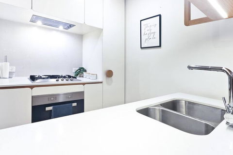 Luxury Apartment In Mel East With Special Kids Bed - Holiday Sunshine Coast 1