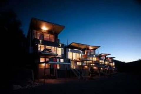 Luxury Scandinavian Townhouse - Sunshine Coast Tourism 0