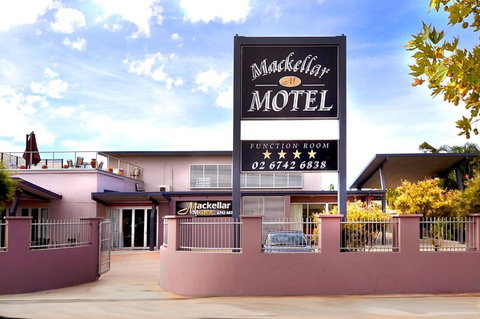 Mackellar Motel - Holiday Sunshine Coast 0