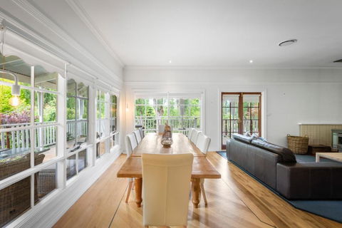 Magical Lucindale - Gorgeous 4 Bedroom House - Sunshine Coast Tourism 2
