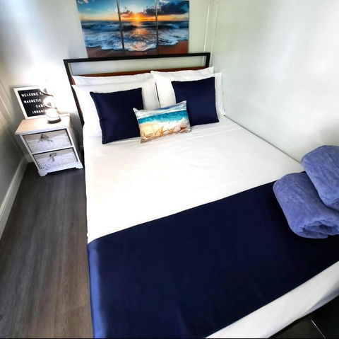 MAGNETIC CABIN Entire Studio On Magnetic Island - Holiday Sunshine Coast 0