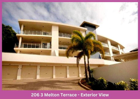 Magic Ocean Views On Melton - Holiday Sunshine Coast 1