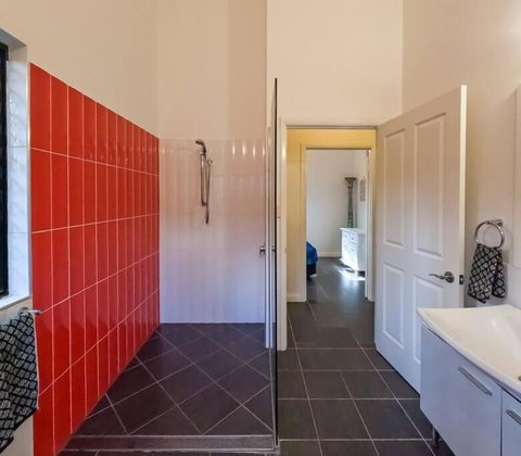 Makilaki Ulysses Machans Beach Cairns - Holiday Sunshine Coast 3