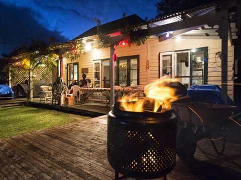 Mandurah Riverfront Holiday Rental - Sunshine Coast Tourism 2