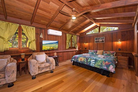 MANGO LODGE River Heads - Holiday Sunshine Coast 1