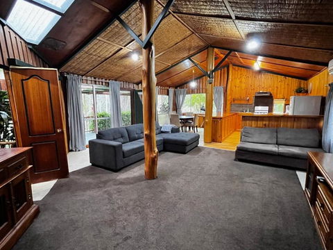 Mannland Cottage Retreat - Sunshine Coast Tourism 0