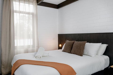 M Hotel - Holiday Sunshine Coast 2