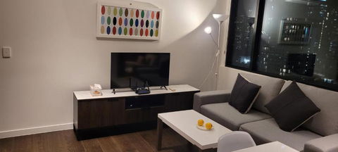 MB 3006 SkyLab Apartment Hotel - Holiday Sunshine Coast 1