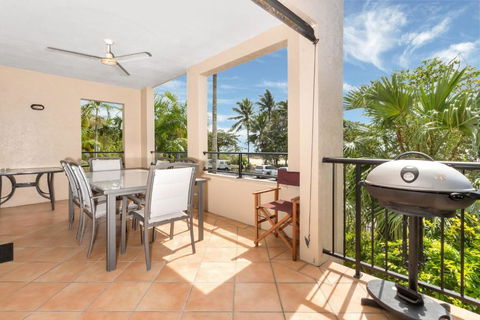 Mediterranean Beachfront Apartments - Sunshine Coast Tourism 2
