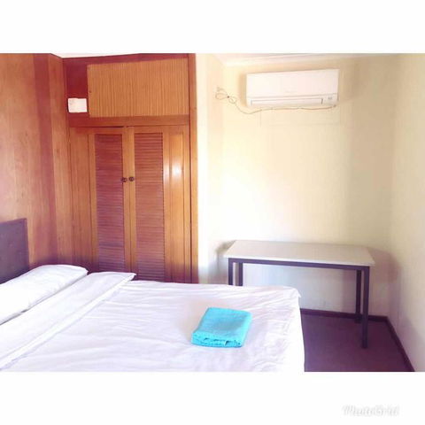 Meekatharra Hotel - Sunshine Coast Tourism 0