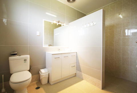 Melaleuca Lodge Beaconsfield - Holiday Sunshine Coast 2