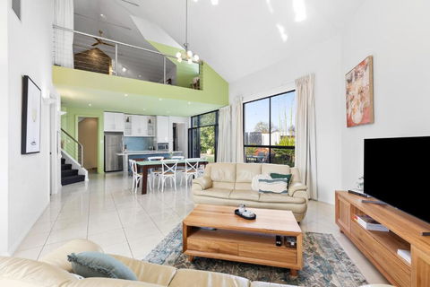 Merlot Verdelho Townhouses - Holiday Sunshine Coast 0