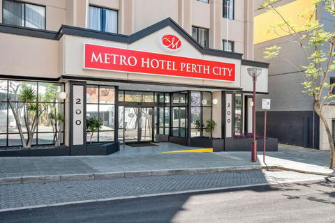 Metro Hotel Perth City - Sunshine Coast Tourism 0