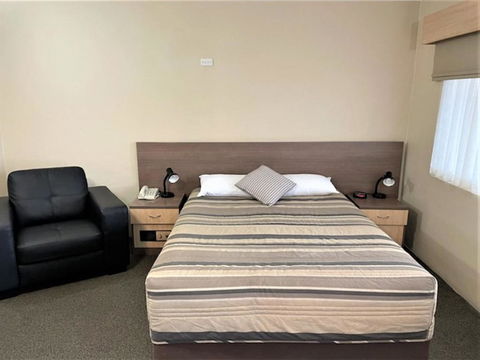 Milgate Motel - Sunshine Coast Tourism 1